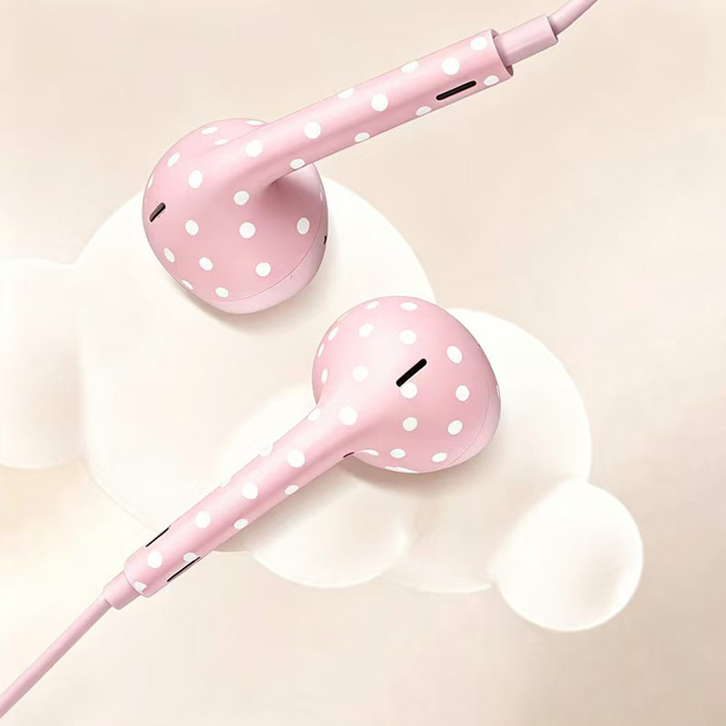 かわいい水玉模様のType-C有線イヤホン。マイク付きで、i - Type C Wired Earphones With Mic のレビューと価格